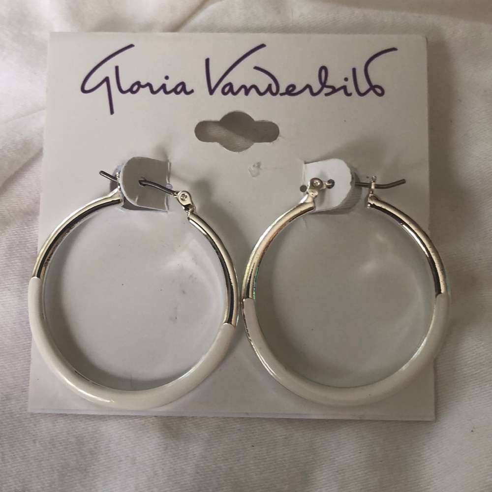 Gloria Vanderbilt hoop with white bottom